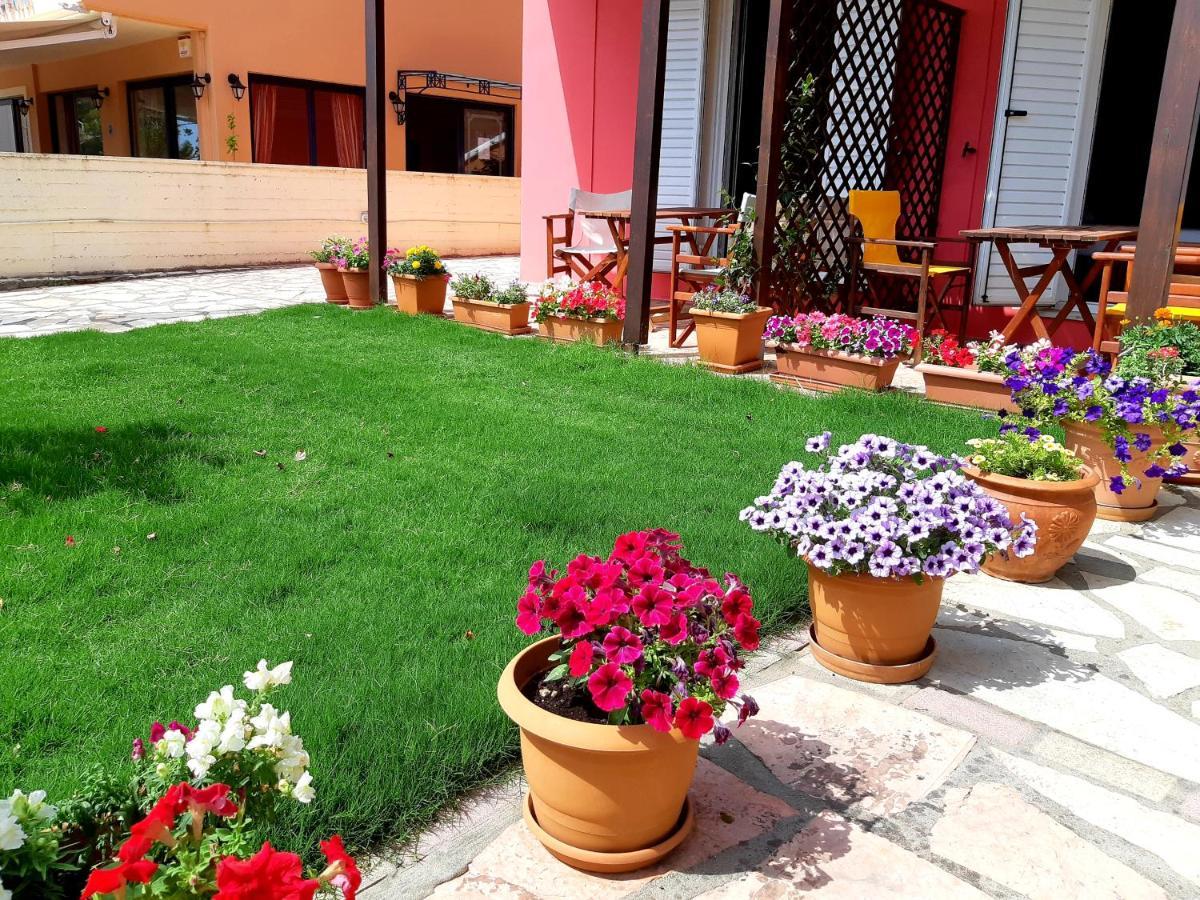 Irini Seaside Studios Nikiana Exterior foto